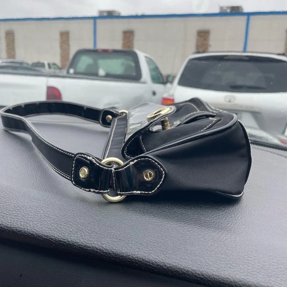 Isaac mizrahi black mini leather purse